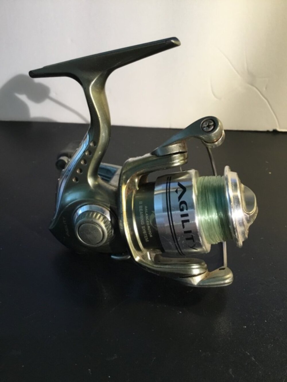 Shakespeare Agility Spinning Reel 8 Bearing 5.2:1 ==SMALL REEL==WORKS WELL